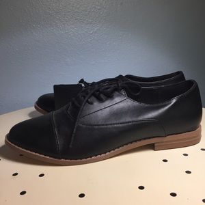 NWT F21 Oxford flats